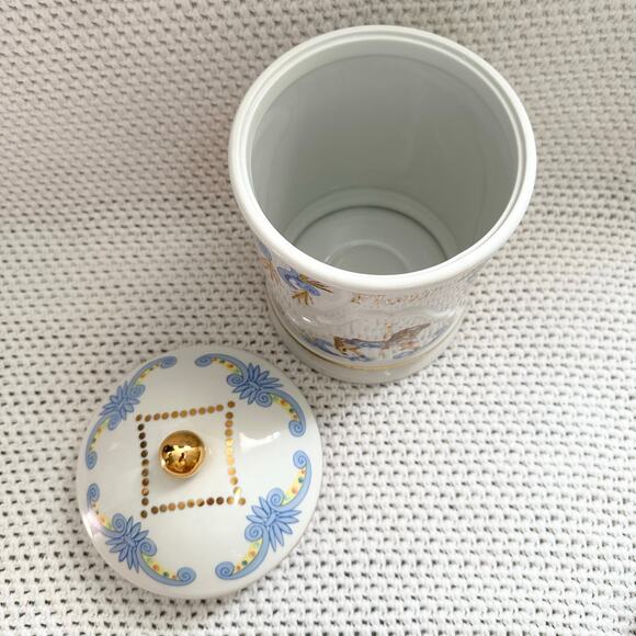 Lenox Carousel Horse FLOUR Hand Painted Porcelain Lidded Canister Vintage 1995 - Picture 3 of 6